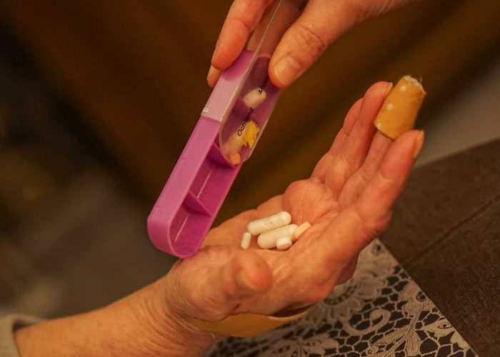 Medicatie-in-hand-1-scaled.jpg
